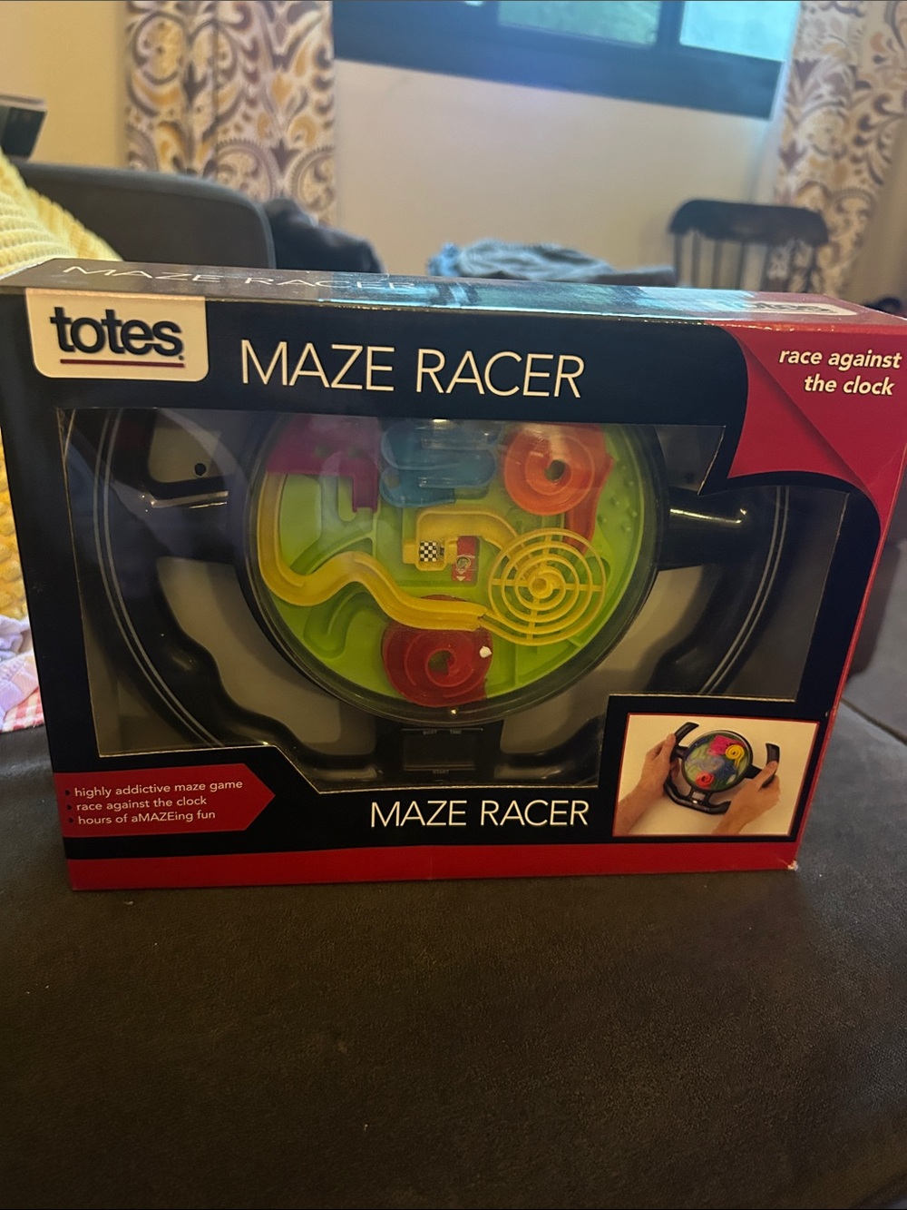 New In Box Totes Maze Racer Handheld Fun Timer Puzzle Game